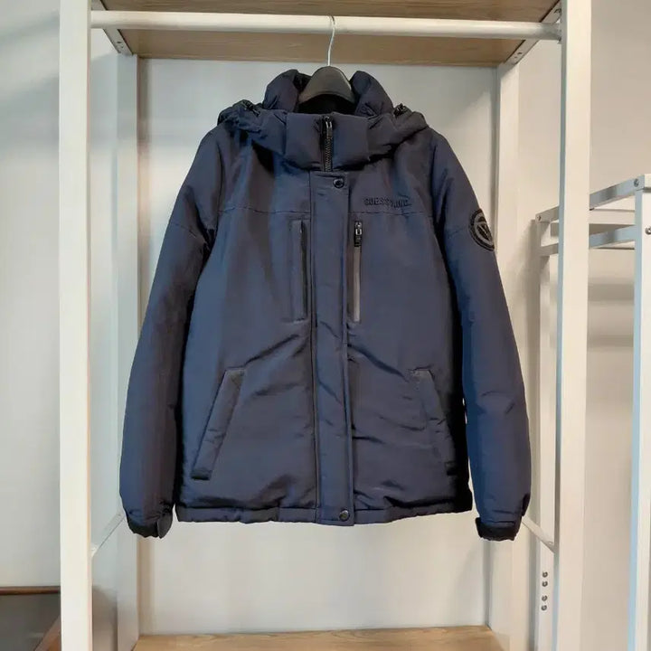 [BUNJANG] Guess Duck Down Padded Jacket / 게스 덕다운 패딩