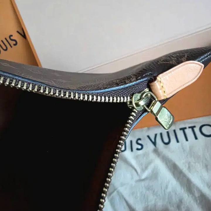 [BUNJANG] Louis Vuitton Monogram Clutch Bag / 루이비통 모노그램 클러치 백