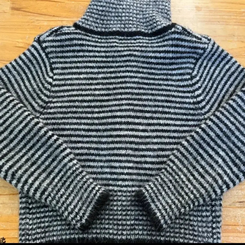 [BUNJANG] Striped Knit Cardigan / 단가라 스트라이프 니트 가디건