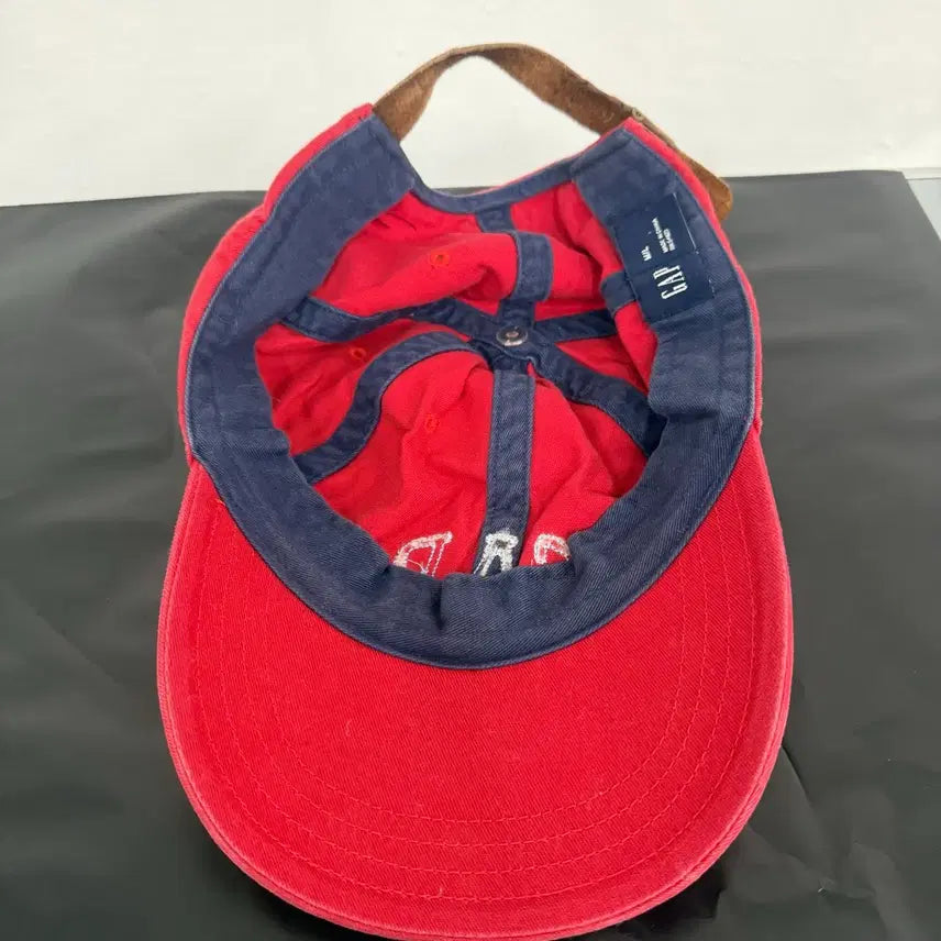 [BUNJANG] GAP Logo Red Ball Cap / GAP 갭 로고 레드 볼캡