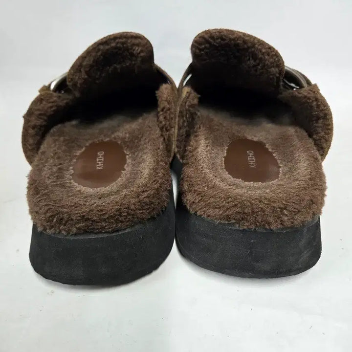 [BUNJANG] KHIZHO Brown Suede Buckle Clogs 235mm / KHIZHO 기호 브라운 스웨이드 버클 클로그 235mm
