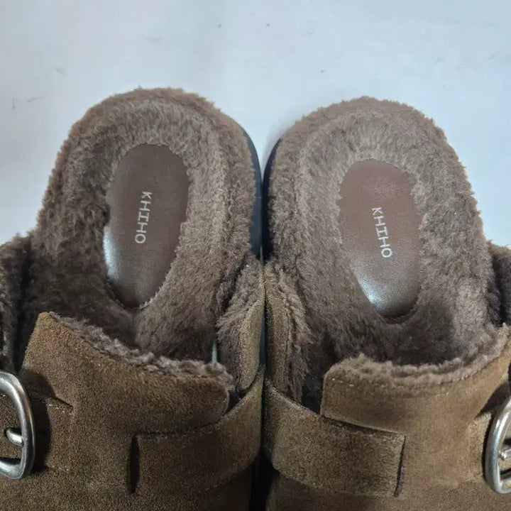 [BUNJANG] KHIZHO Brown Suede Buckle Clogs 235mm / KHIZHO 기호 브라운 스웨이드 버클 클로그 235mm