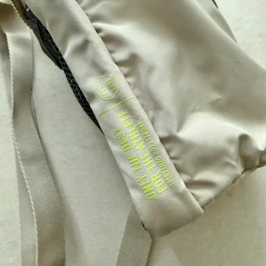 [SOLD OUT] 아디다스 크로스바디/물병 베이지/unisex