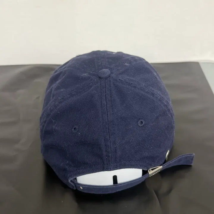 [SOLD OUT] 라코스테 네이비 스몰 로고 볼캡 모자 os