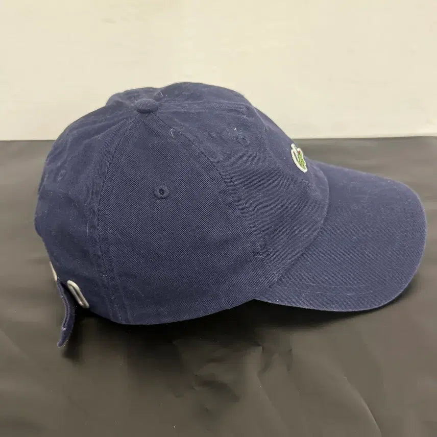 [SOLD OUT] 라코스테 네이비 스몰 로고 볼캡 모자 os