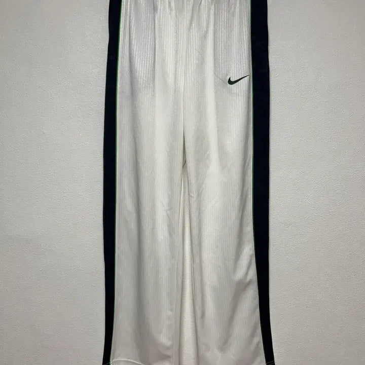 [BUNJANG] Nike Japanese Edition Side Line Wide Training Pants XL / 나이키 일본판 사이드라인 와이드 트레이닝 팬츠 XL