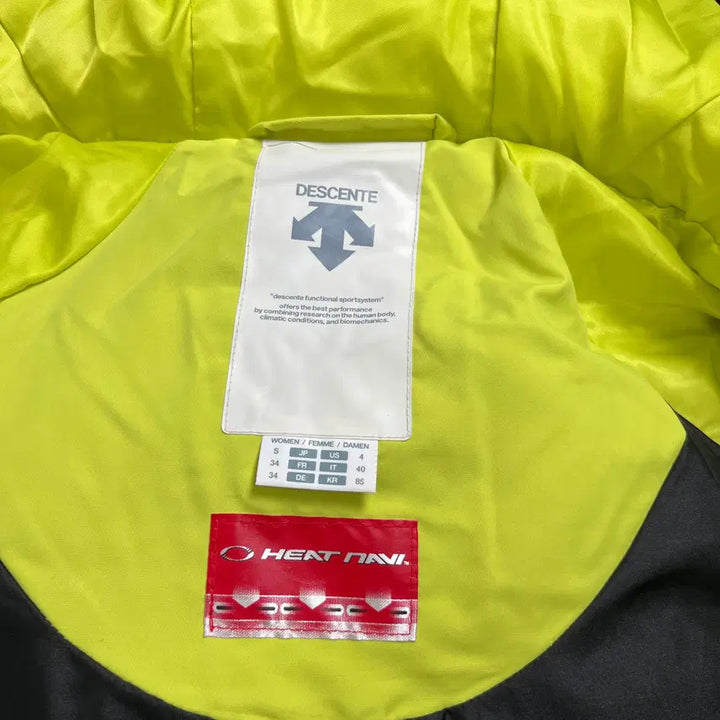 [BUNJANG] Descente Women's Down Padded Jumper Fluorescent Color / 데상트/다운 패딩 점퍼 형광색 여85/라덴2