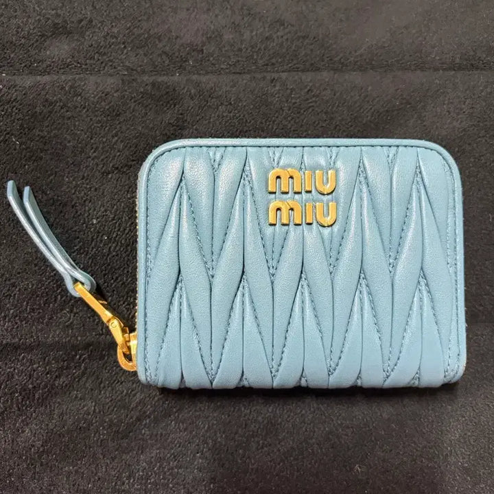 [BUNJANG] Miu Miu Matelassé Napa Leather Wallet / [미우미우] 마테라쎄 나파 가죽 지갑