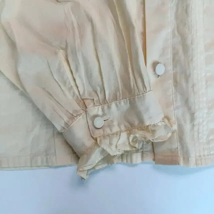 [BUNJANG] Gucci Ivory Frill Blouse / 구찌 아이보리 프릴 블라우스