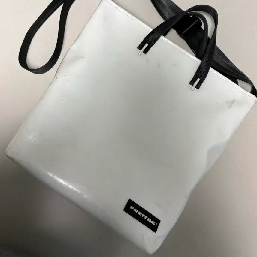 [BUNJANG] FREITAG BOB All White Messenger Bag / 프라이탁 밥 올화이트