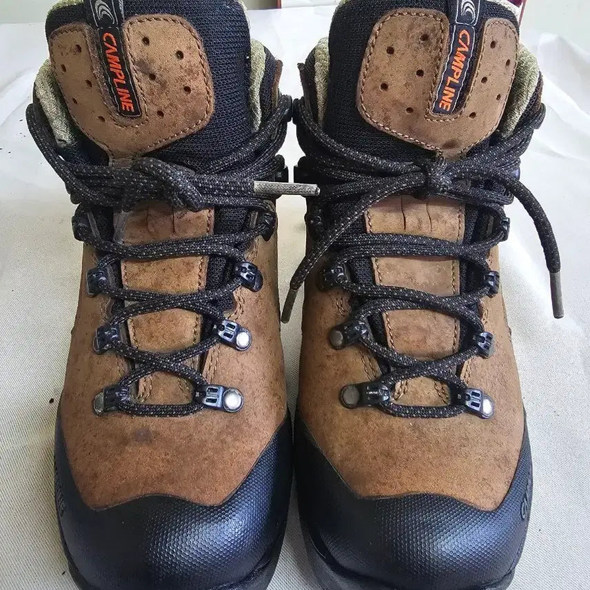[BUNJANG] CAMPLINE Ennistorm Alpha Gore-Tex Hiking Boots / CAMPLINE 캠프라인 에니스톰알파 고어텍스등산화 브라운