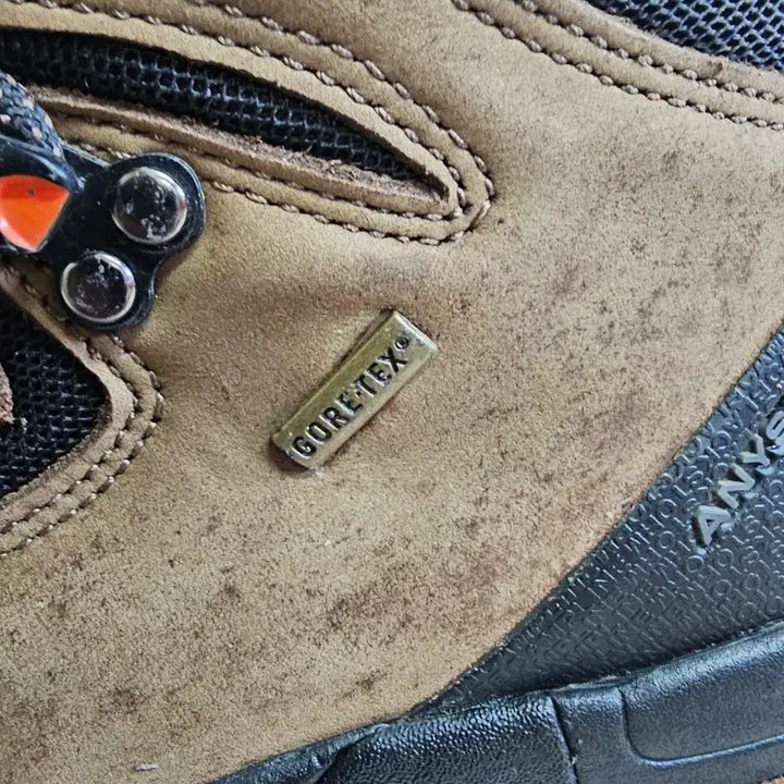 [BUNJANG] CAMPLINE Ennistorm Alpha Gore-Tex Hiking Boots / CAMPLINE 캠프라인 에니스톰알파 고어텍스등산화 브라운