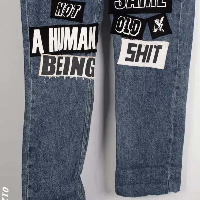[BUNJANG] I'm Not Human Being Lettering Denim Pants / 남성34/ 아임낫휴먼비잉 레터링 데님팬츠