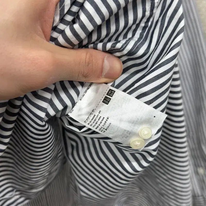 [BUNJANG] Uniqlo Casual Striped Shirt / 유니클로 캐주얼 스트라이프 셔츠 S M10175