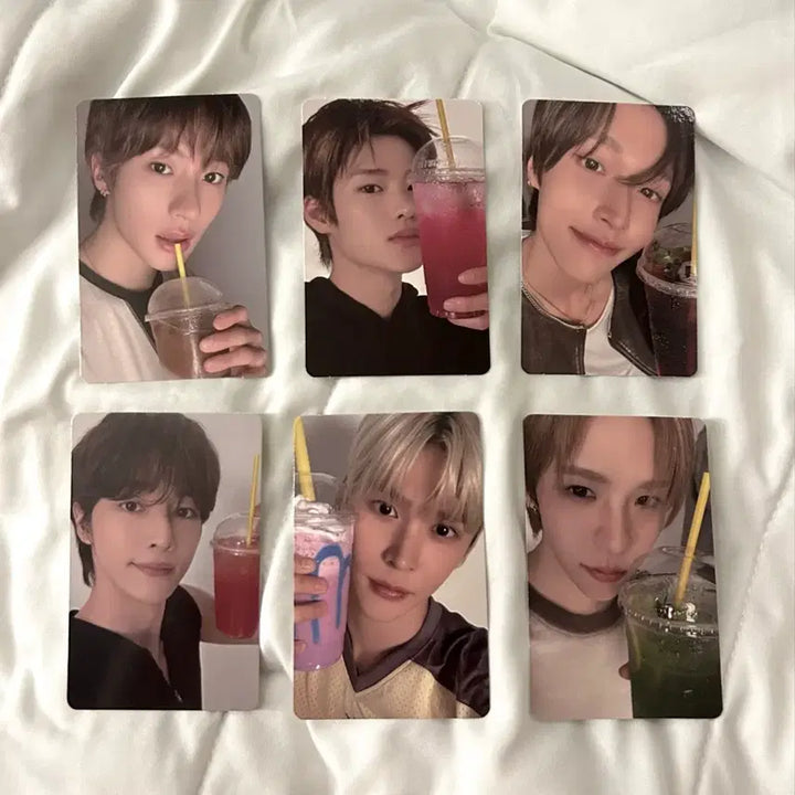 [BUNJANG] RIIZE Mega Coffee Photocard + Cup Holder / 라이즈 메가커피 포카+컵홀더