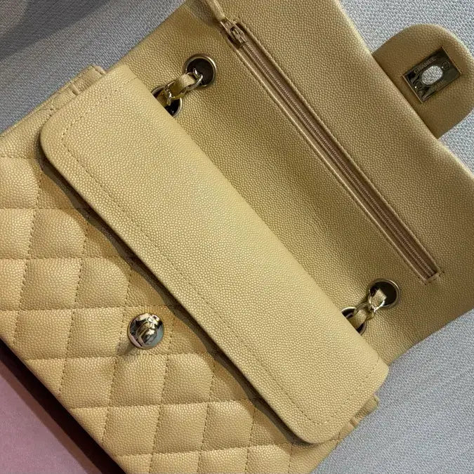[BUNJANG] Flap Bag Beige Medium / 플랩백 베이지 미듐