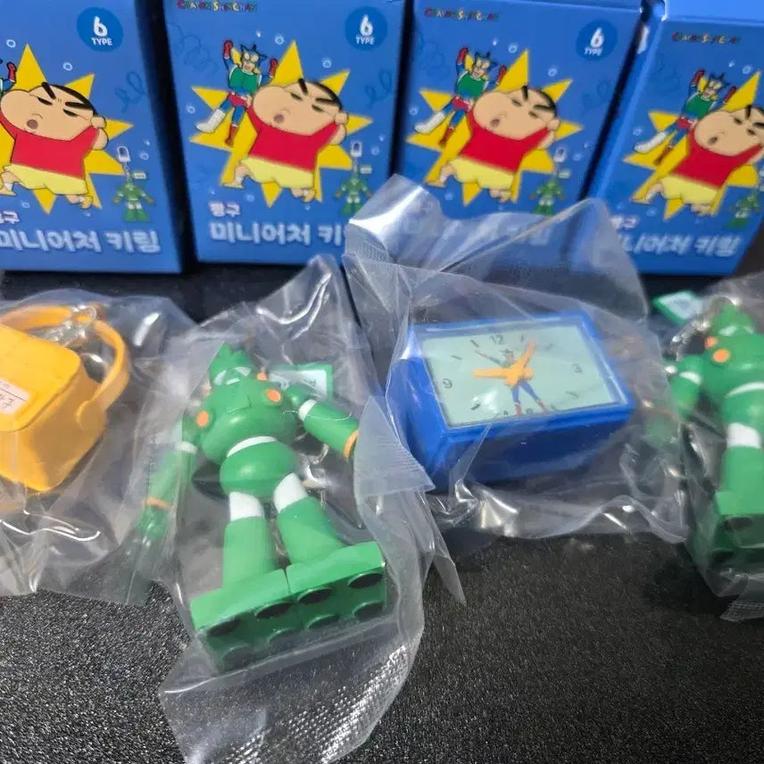 [BUNJANG] Crayon Shin-chan Miniature Keychain Bundle Set / 짱구 미니어처 키링 일괄