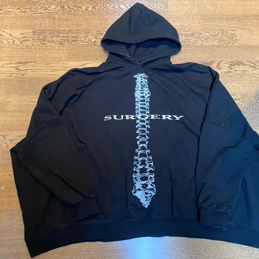 [SOLD OUT] SURGERY 척추 스웻 후드 블랙