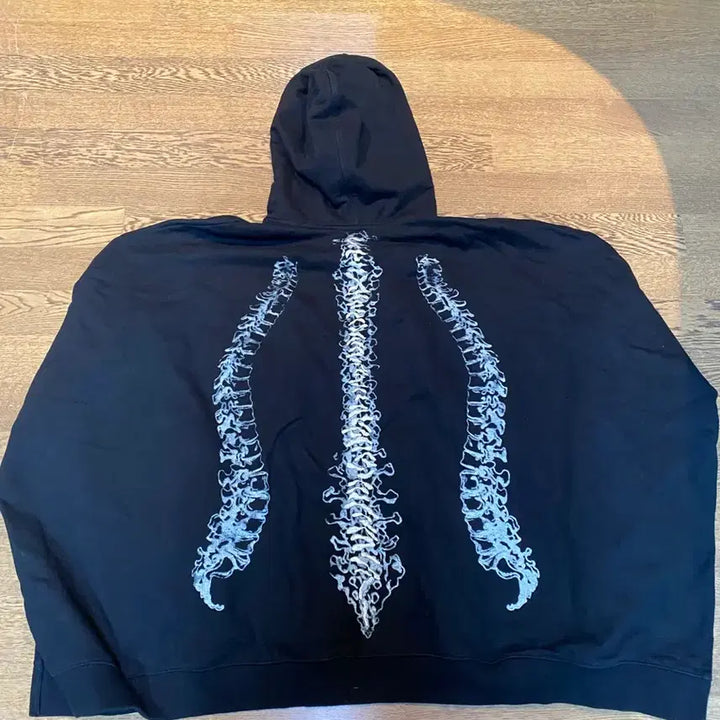 [SOLD OUT] SURGERY 척추 스웻 후드 블랙