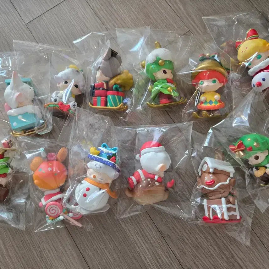 [BUNJANG] Pop Mart Dimoo Christmas Limited Edition Figure / [팝마트]2020디무 크리스마스 한정판(박스x, 카드o)