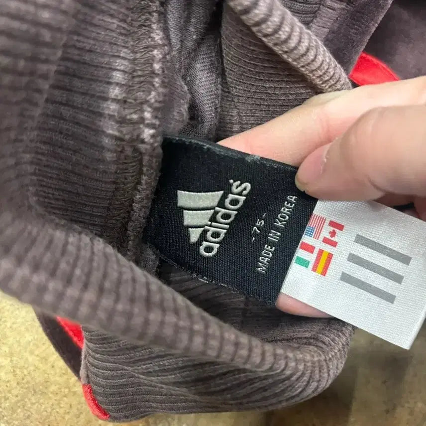 [BUNJANG] Adidas Velvet Choco Red Track Pants / [정품/75] 아디다스 벨벳 초코 레드 트랙팬츠 츄리닝 츄바