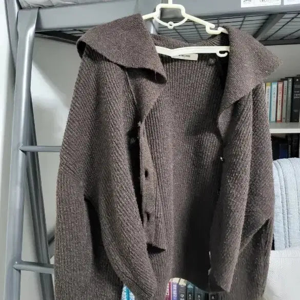 [BUNJANG] 브라운 빅카라 니트 가디건 / 브라운 빅카라 니트 가디건