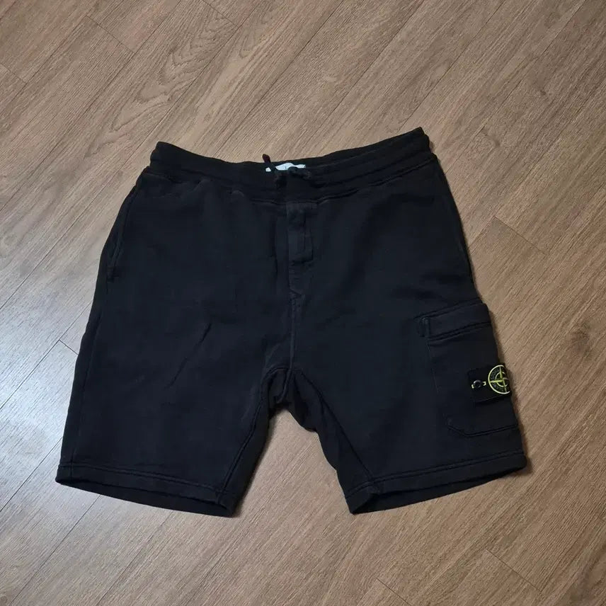 [BUNJANG] Stone Island Shorts / 스톤아일랜드 반바지