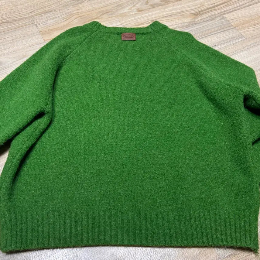 [BUNJANG] Studio White Green Knit / 스튜디오화이트 그린 니트