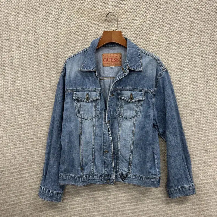 [BUNJANG] Guess Two-Pocket Casual Denim Jacket / 게스 투포켓 캐주얼 데님 자켓 80 M10184