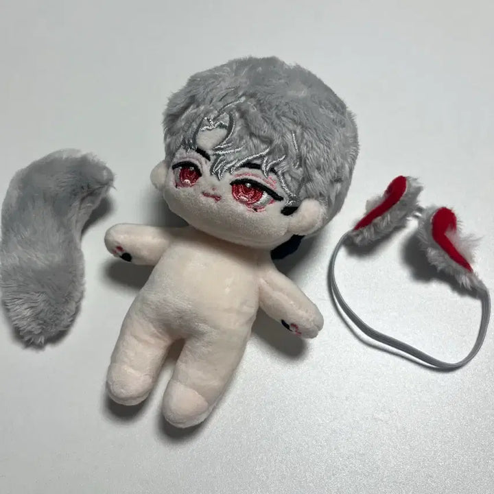 [BUNJANG] PLAVE Eunho Wa-Nyeok 10cm Doll / 플레이브 은호 10cm인형 와늑