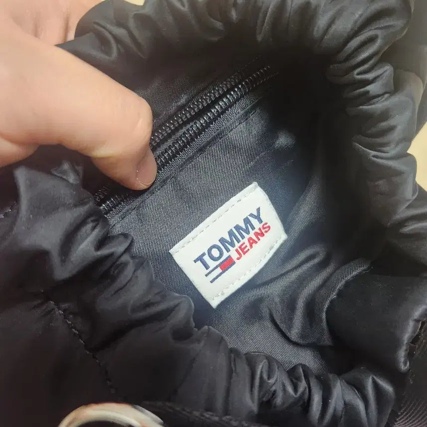 [BUNJANG] Tommy Jeans Crossbody Bag / 타미진 크로스백 가방