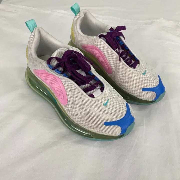 [BUNJANG] Nike Air Max 720 Aqua Powder Sneakers / 나이키 에어맥스 720 아쿠아 파우더 230 <9>