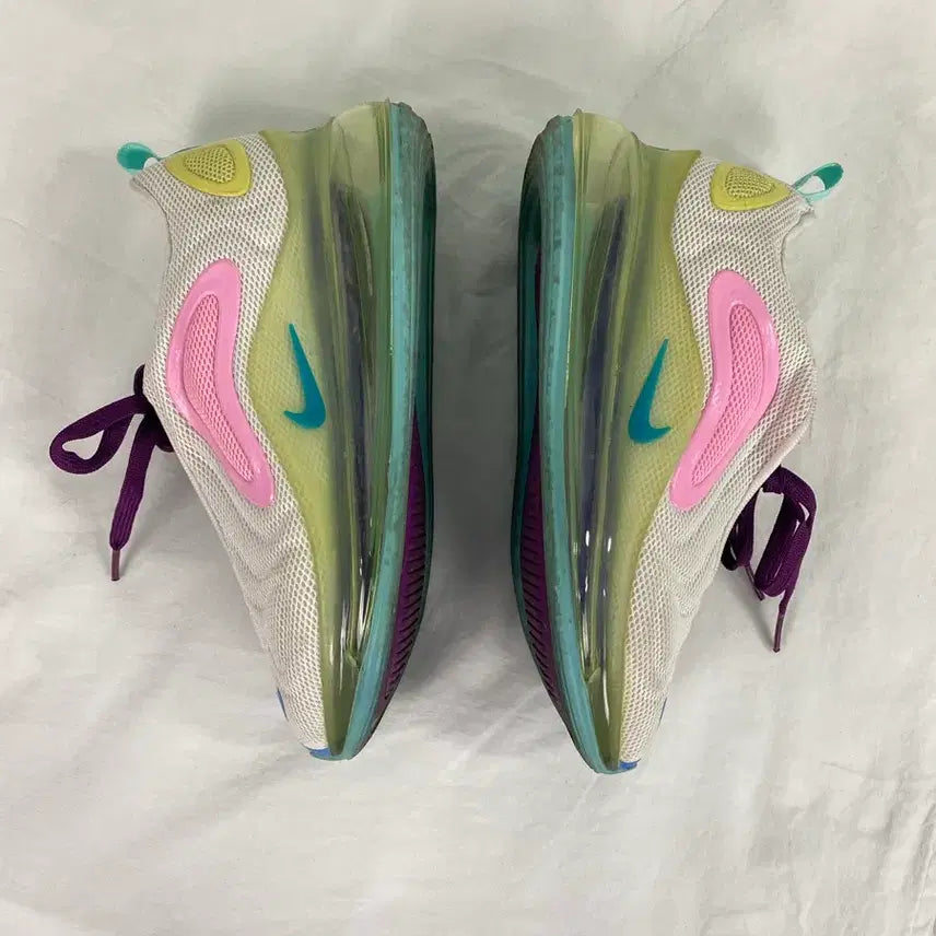 [BUNJANG] Nike Air Max 720 Aqua Powder Sneakers / 나이키 에어맥스 720 아쿠아 파우더 230 <9>