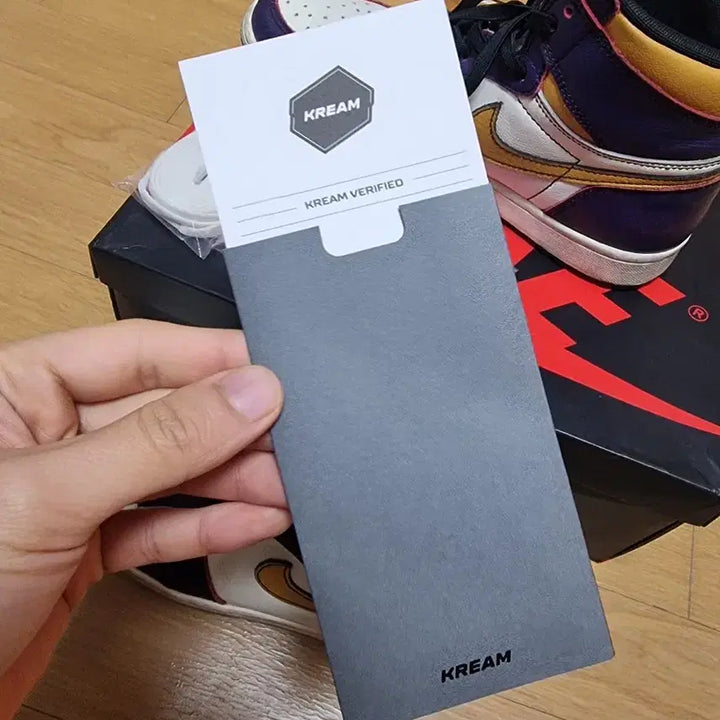 [BUNJANG] Nike Air Jordan 1 LA to Chicago / 나이키 에어 조던 1 레이커스 LA to Chicago