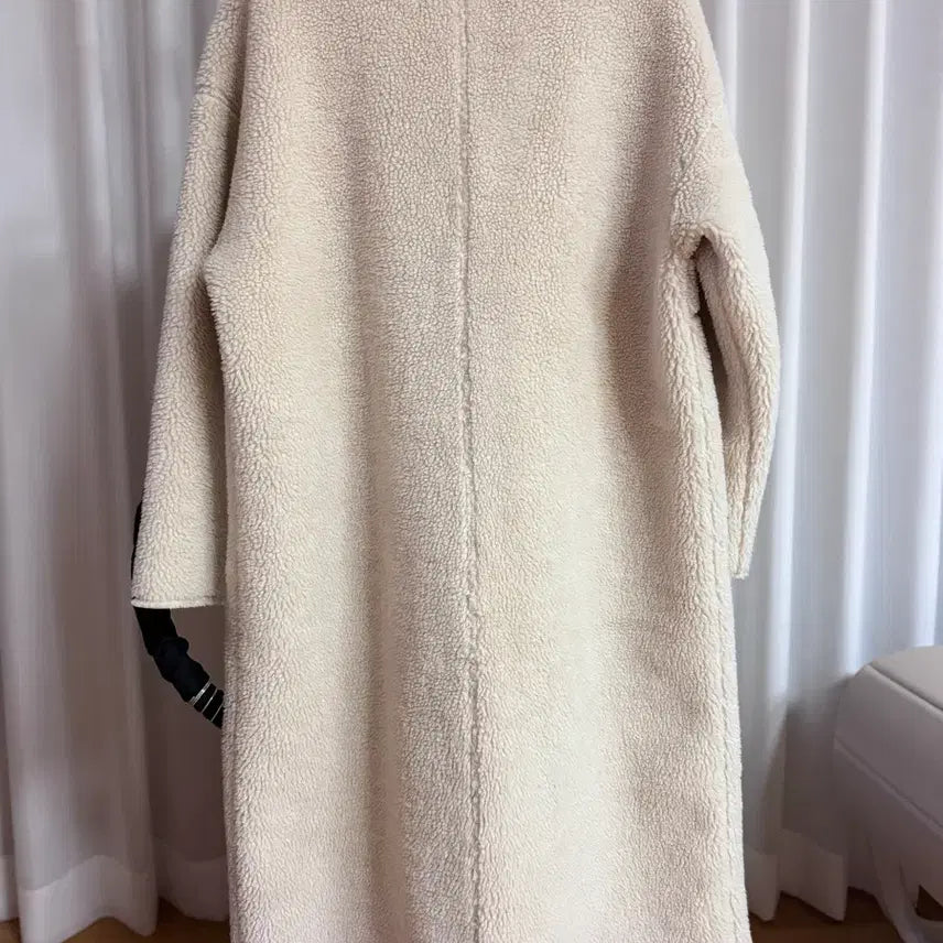 [BUNJANG] Zara Ivory Long Coat / 자라 뽀글이 롱 코트 아이보리