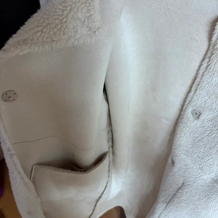 [BUNJANG] Zara Ivory Long Coat / 자라 뽀글이 롱 코트 아이보리