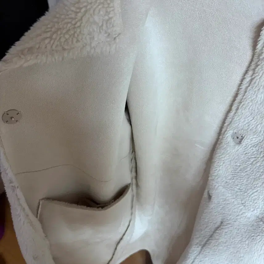 [BUNJANG] Zara Ivory Long Coat / 자라 뽀글이 롱 코트 아이보리