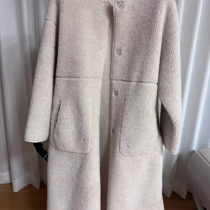 [BUNJANG] Zara Ivory Long Coat / 자라 뽀글이 롱 코트 아이보리