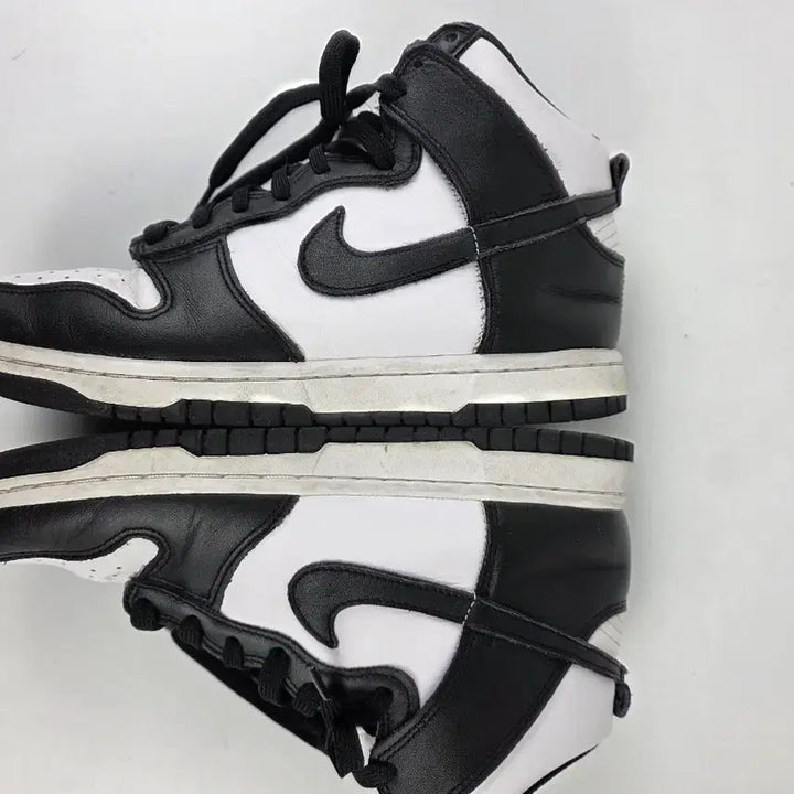 [BUNJANG] Nike Dunk High Panda Sneakers / 빈트로^^240 나이키 덩크 하이 판다 범고래