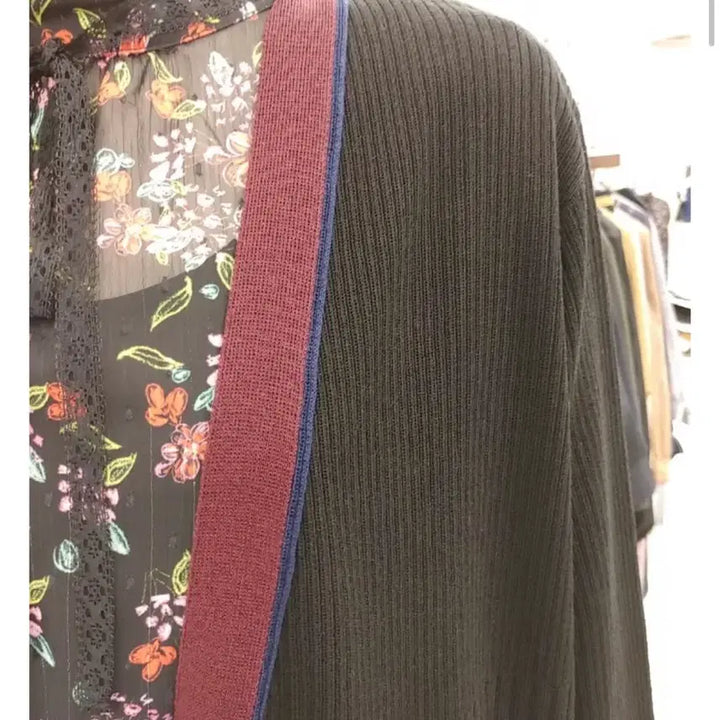 [BUNJANG] Joinus Long Cardigan / 조이너스 롱가디건 블랙 + 버건디