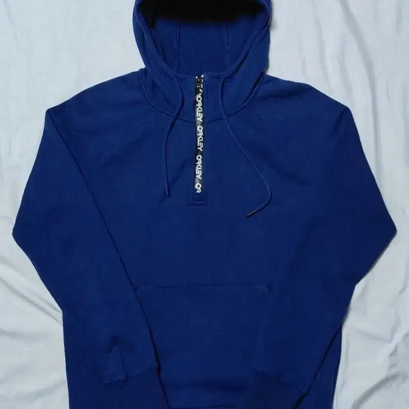 [BUNJANG] Oakley Half-Zip Hoodie (Blue, 95) / 오클리(Oakley) 하프 집업 후드티 (블루/95)