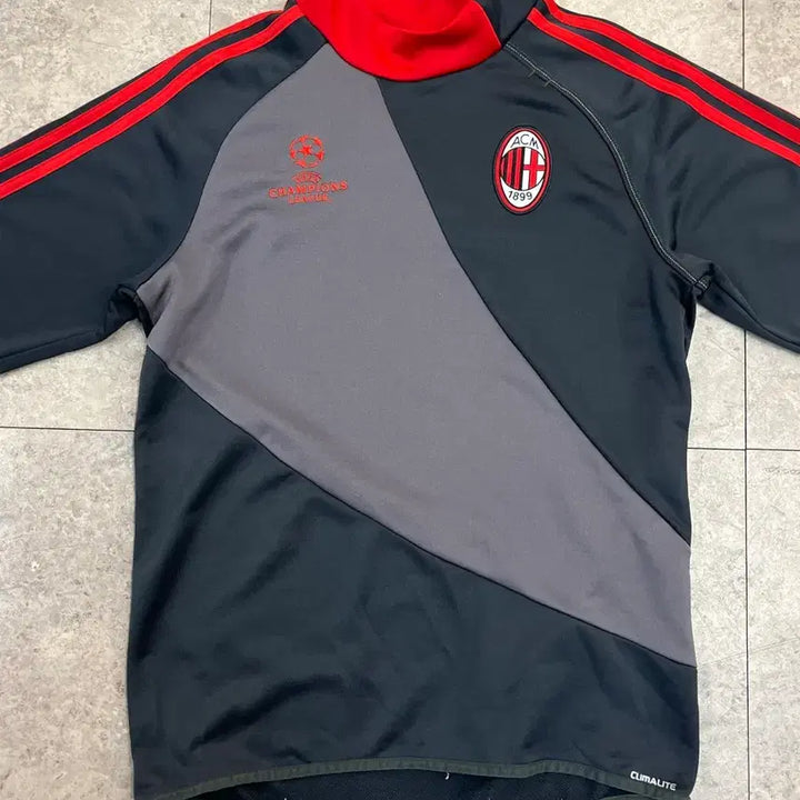 [BUNJANG] AC Milan Adidas UCL Training Top Charcoal 95 / 아디다스 AC밀란 UCL 트레이닝탑 긴팔티 차콜 95 #csz2998