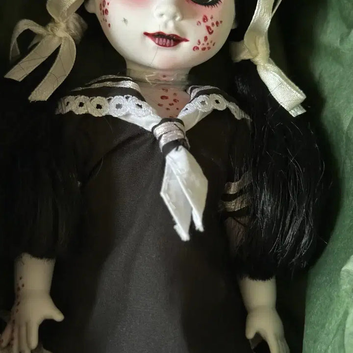 [BUNJANG] Living Dead Dolls Series 11 Maggot Doll / (반개봉) 리빙데드돌 11기 매거트 (2006년)