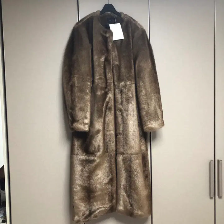 [BUNJANG] Zulloq Brown Long Fur Coat / [새상품] 줄로그 브라운 퍼롱코트