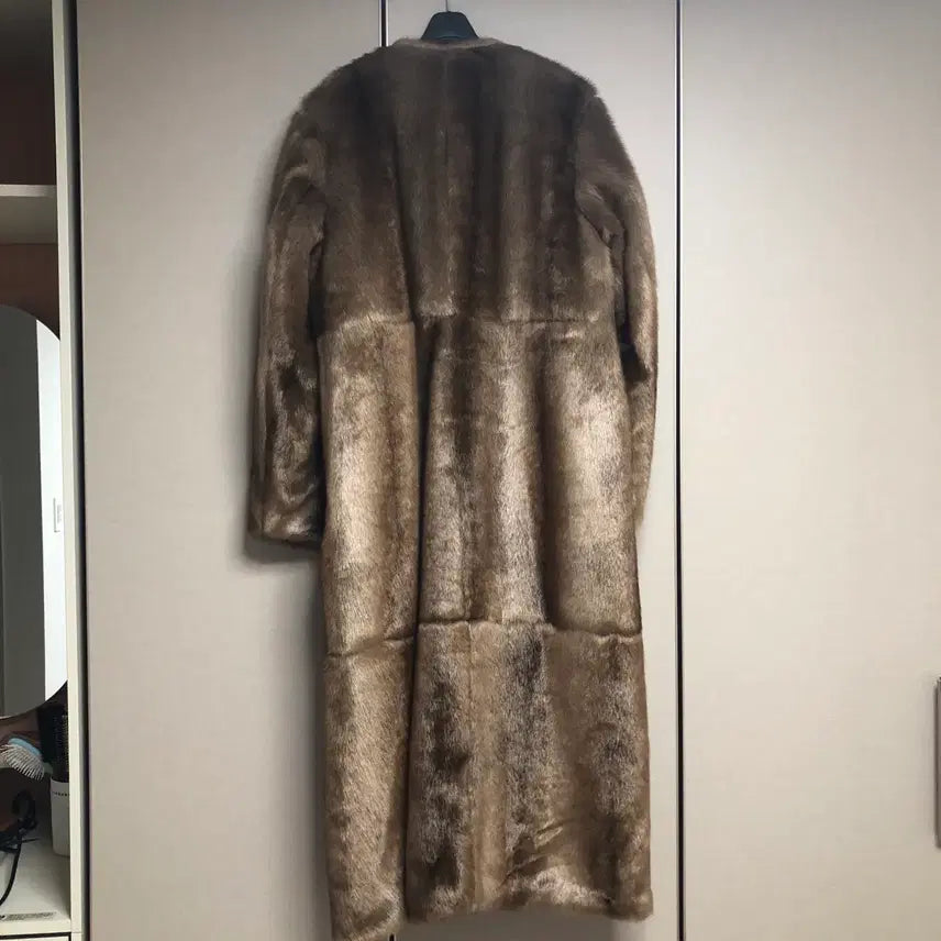 [BUNJANG] Zulloq Brown Long Fur Coat / [새상품] 줄로그 브라운 퍼롱코트