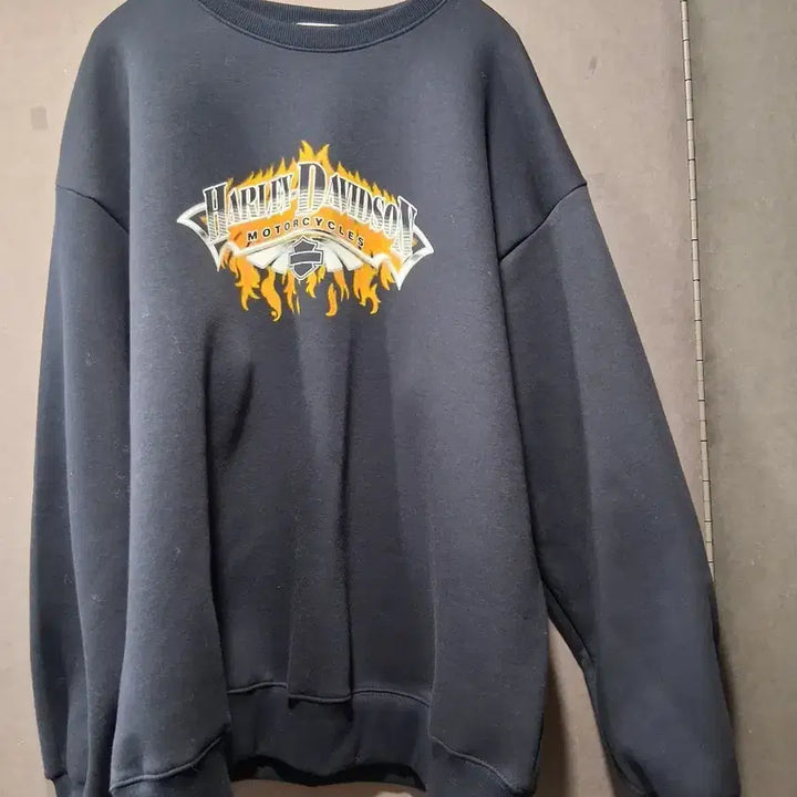 [BUNJANG] Harley Davidson Navy Oversized Sweatshirt / 할리데이비슨 진한네이비 맨투맨 티셔츠