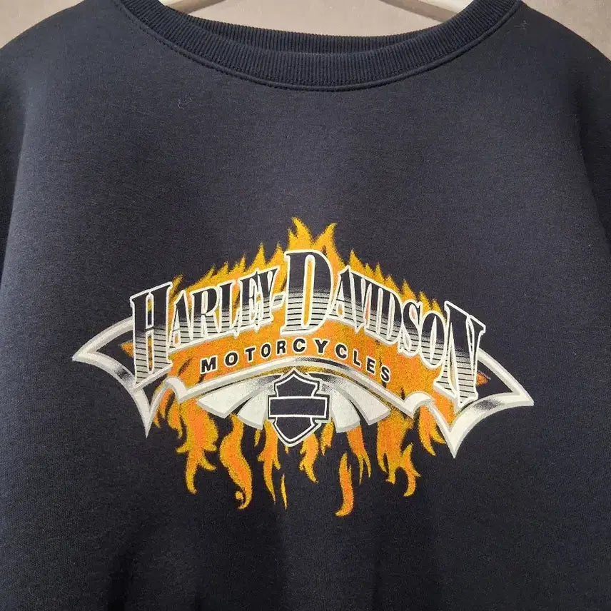 [BUNJANG] Harley Davidson Navy Oversized Sweatshirt / 할리데이비슨 진한네이비 맨투맨 티셔츠