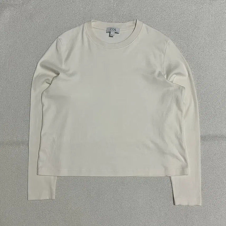 [BUNJANG] COS Slim Fit Heavyweight Long Sleeve T-shirt / 코스 슬림핏 헤비웨이트 롱슬리브 티셔츠