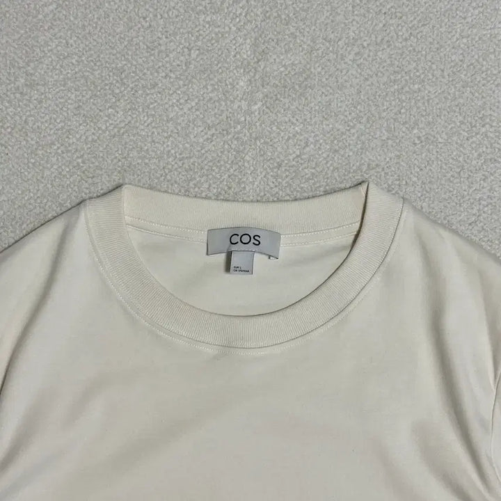 [BUNJANG] COS Slim Fit Heavyweight Long Sleeve T-shirt / 코스 슬림핏 헤비웨이트 롱슬리브 티셔츠