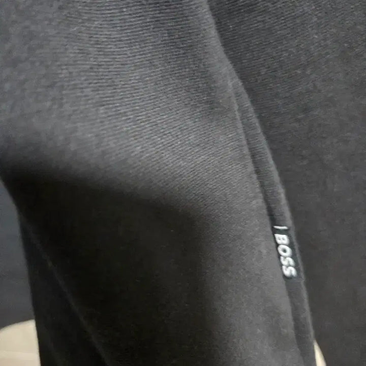 [BUNJANG] BOSS Logo Navy Hoodie / BOSS 로고 블랙 후드티 / L (100) ~XL (105)/ 찐네이비